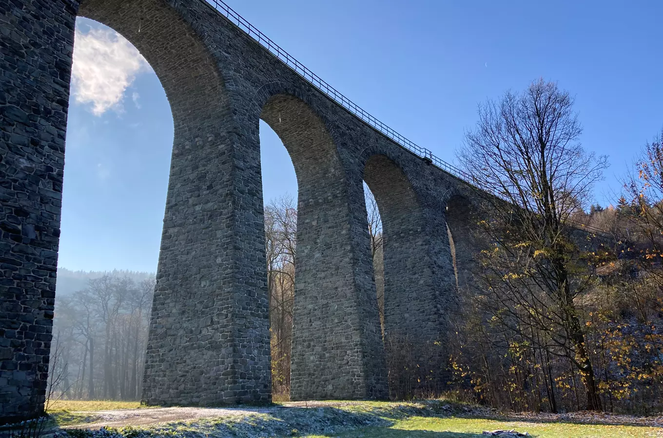 Pěší výlet Kryštofovo údolí – Novina – Hamrštejn – Machnín