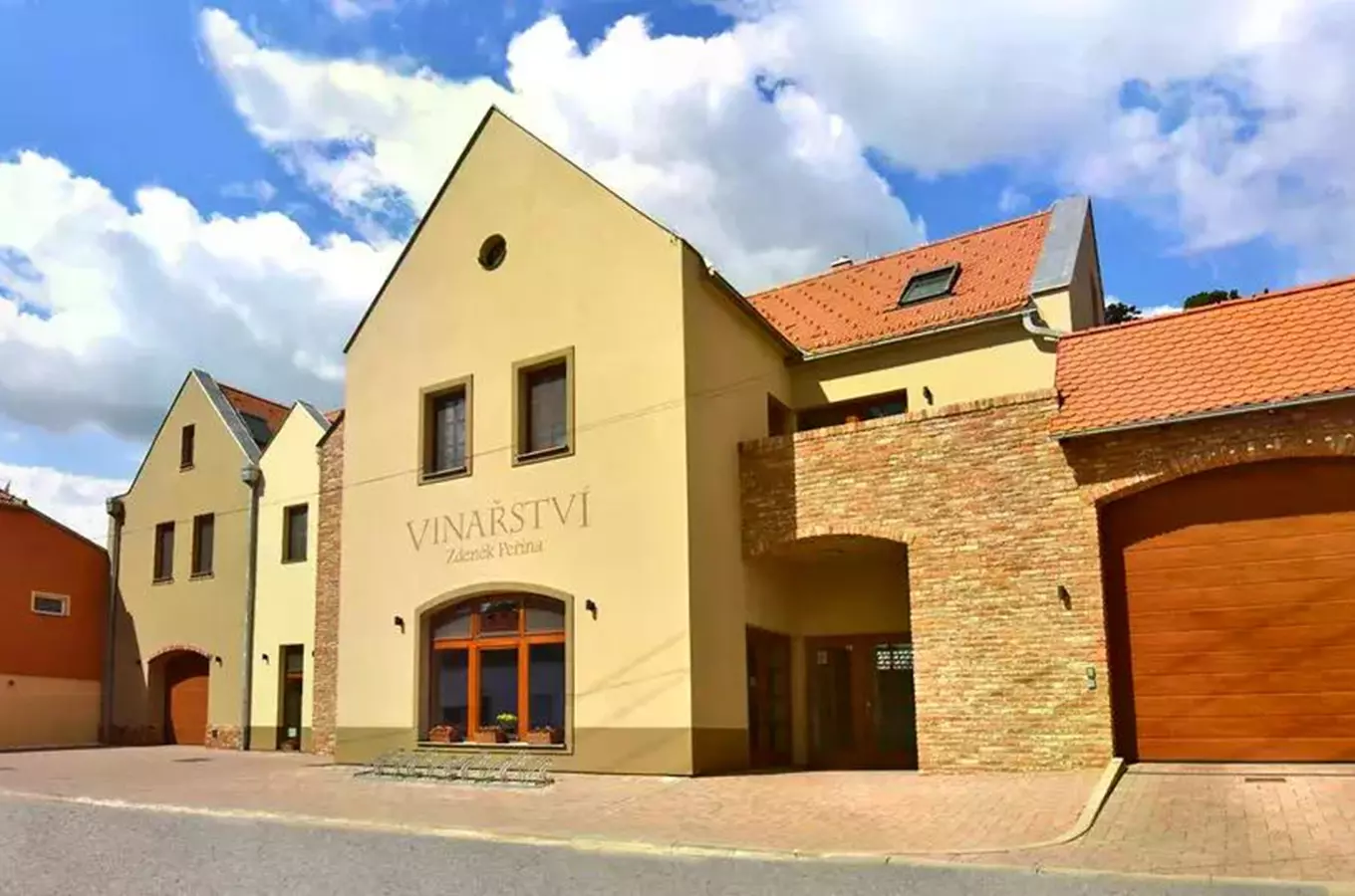 Peřina und Kamaraden