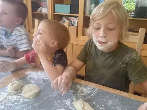 Děti vaří v Národopisném muzeu – Posvícenské hnětýnky