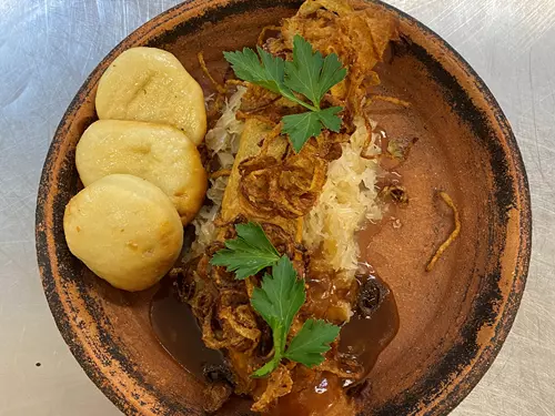 Řemeslná ukázka zabijačky na Panské sýpce u Mikulova