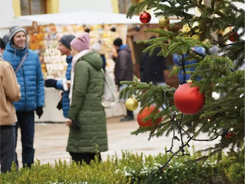 Adventní trh na zámku Děčín 2025