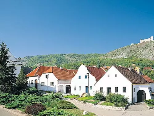 Léto otevřených sklepů v Pavlově 2026