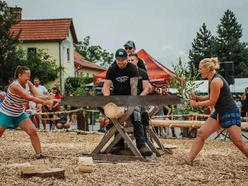 Dřevorubecké slavnosti v Hojné Vodě 2026