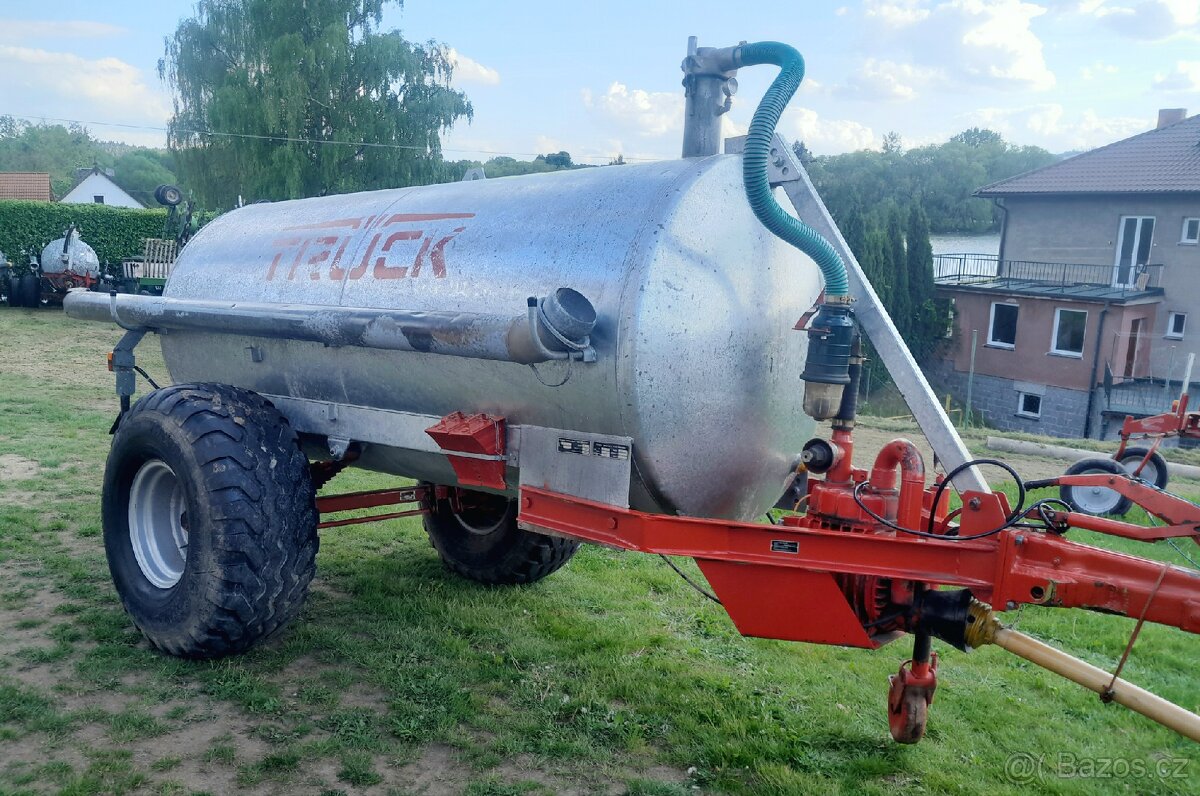 TRÜCK